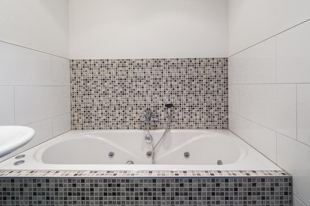 Short Stay Group Staalmeesters Serviced Apartments Amsterdam Room photo